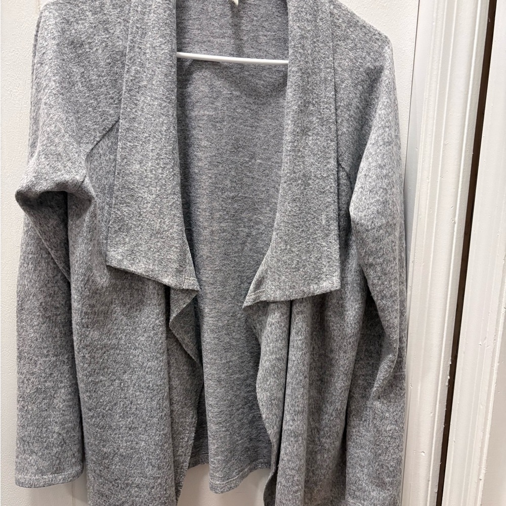 Elegant Heather Gray Women's Cardigan